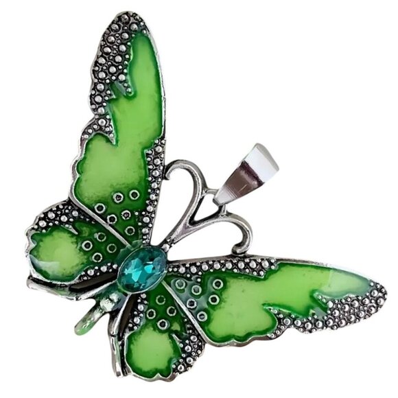 Green Enamel Butterfly Pendant Necklace on Silver Tone Chain - Picture 1 of 3
